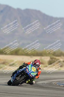 media/Oct-04-2025-CVMA (Sat) [[408bcdd6e4]]/Race 14-500-400-350 Supersport/